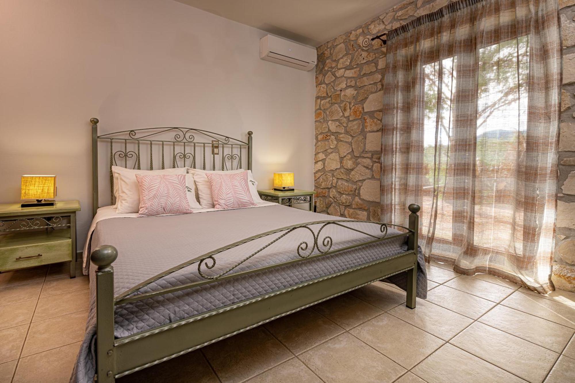 Kymaros Villas Keri Habitación foto