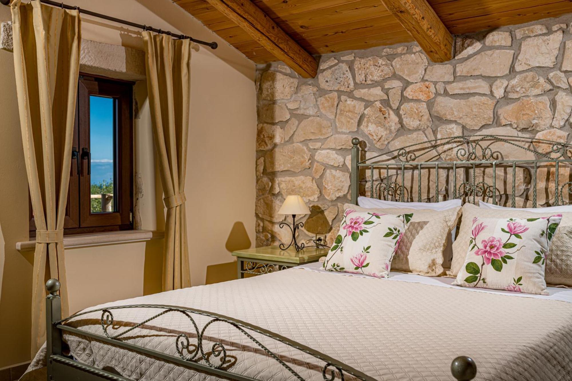Kymaros Villas Keri Habitación foto